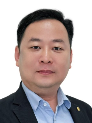 常务院长—侯晓勇